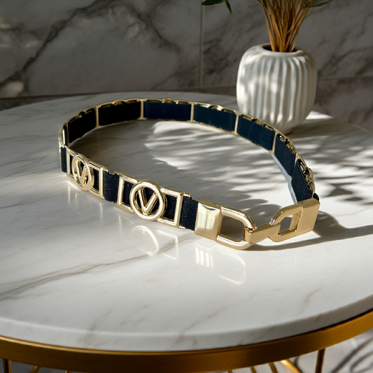 Elastisk Belte med V-detaljer – Svart | 72 cm